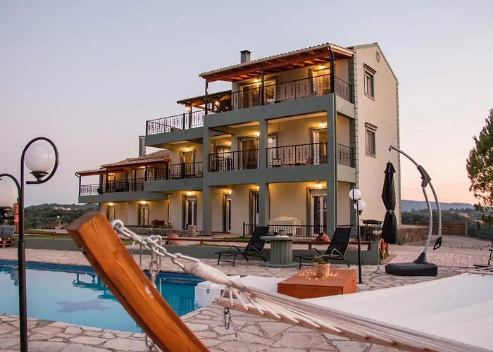 Heaven House With Pool