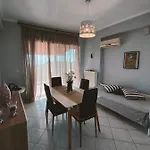 Lejlighed Heaven House With Pool