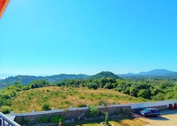 Heaven House With Pool 고우비아