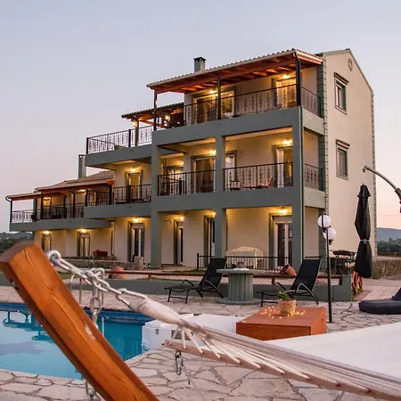 Heaven House With Pool