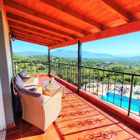 Heaven House With Pool Gouviá